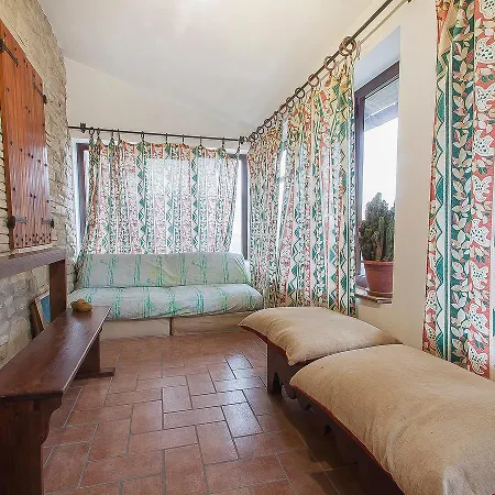 Apartment Locazione Turistica Fortunato.2 *